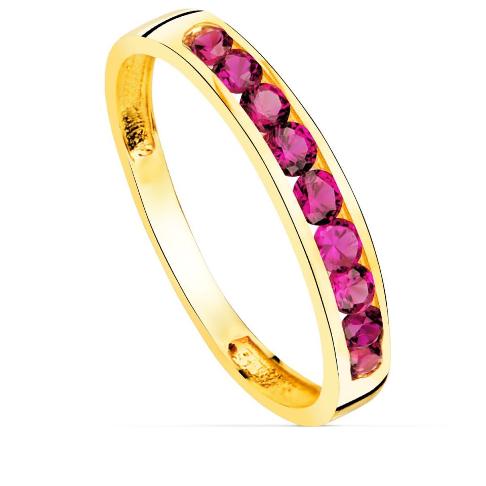 18K SORTIJA ORO AMARILLO 9 CIRCONITAS ROJAS. ANCHO CUERPO 3.5 MM